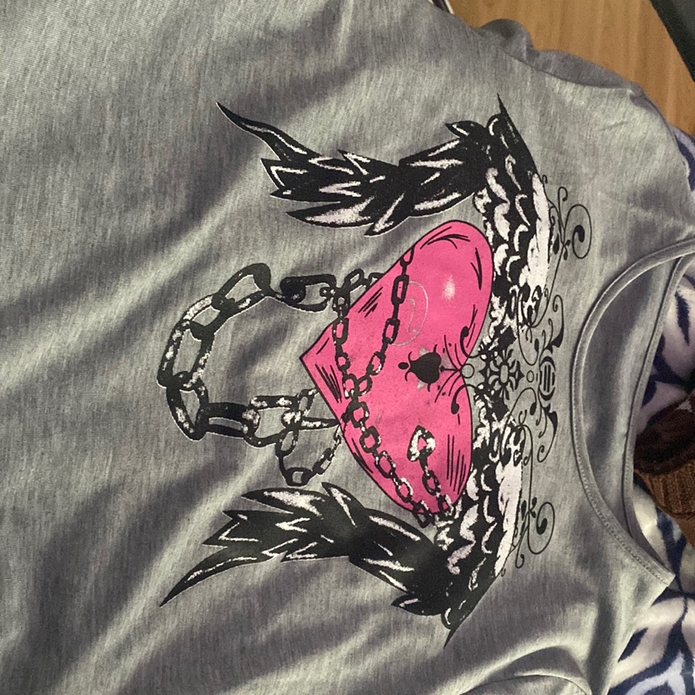 Heart breaker top
